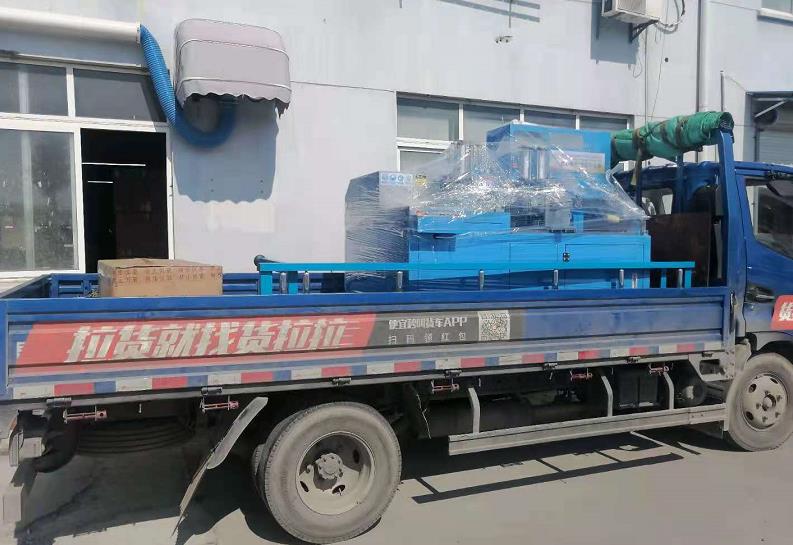 【江陰】全自動光伏角碼切割機(jī)SDY-Q450，客戶采購第三臺