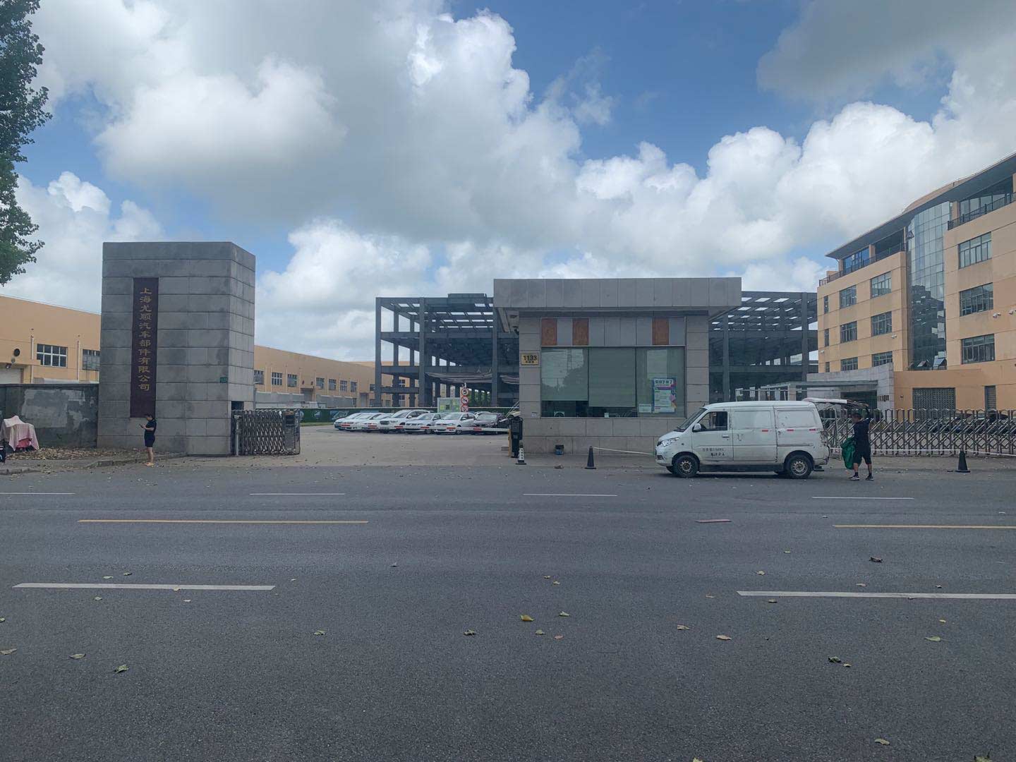 鋁材切割機(jī)廠家自述--談合作也許一句話，也許是十幾次拜訪