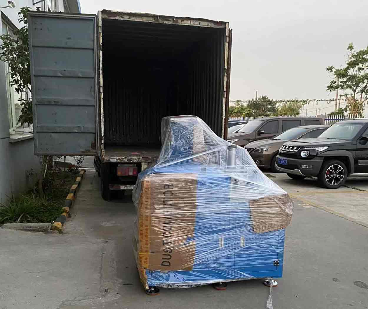 SDY-Q450自動型材切割機設備發貨圖 SDY-Q450自動型材切割機設備發貨圖