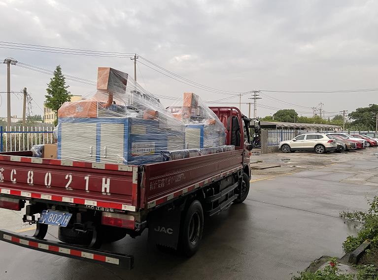 【浙江】全自動(dòng)切鋁機(jī)用于汽車零部件切割，感謝黃總認(rèn)可